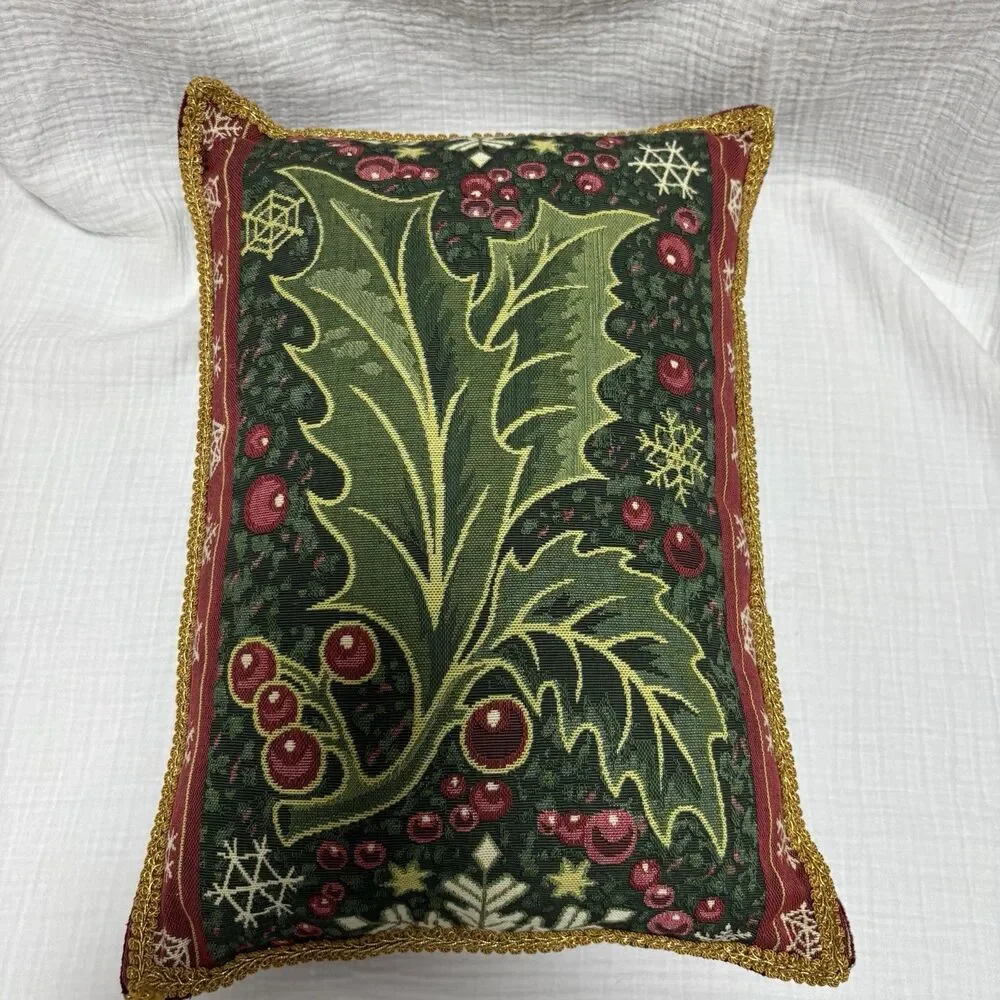 Christmas Tapestry Pillow: Holly Berry Leaf Velvet Accent Pillow (16x12)